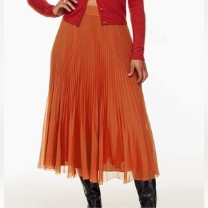 Wilfred
Twirl Pleated Skirt size XS